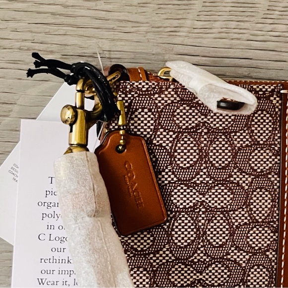 Coach wristlet wallet - Picture 7 of 9